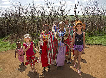 Sanctuary Olonana: Besuch im Dorf Sanctuary Olonana: Besuch im Dorf