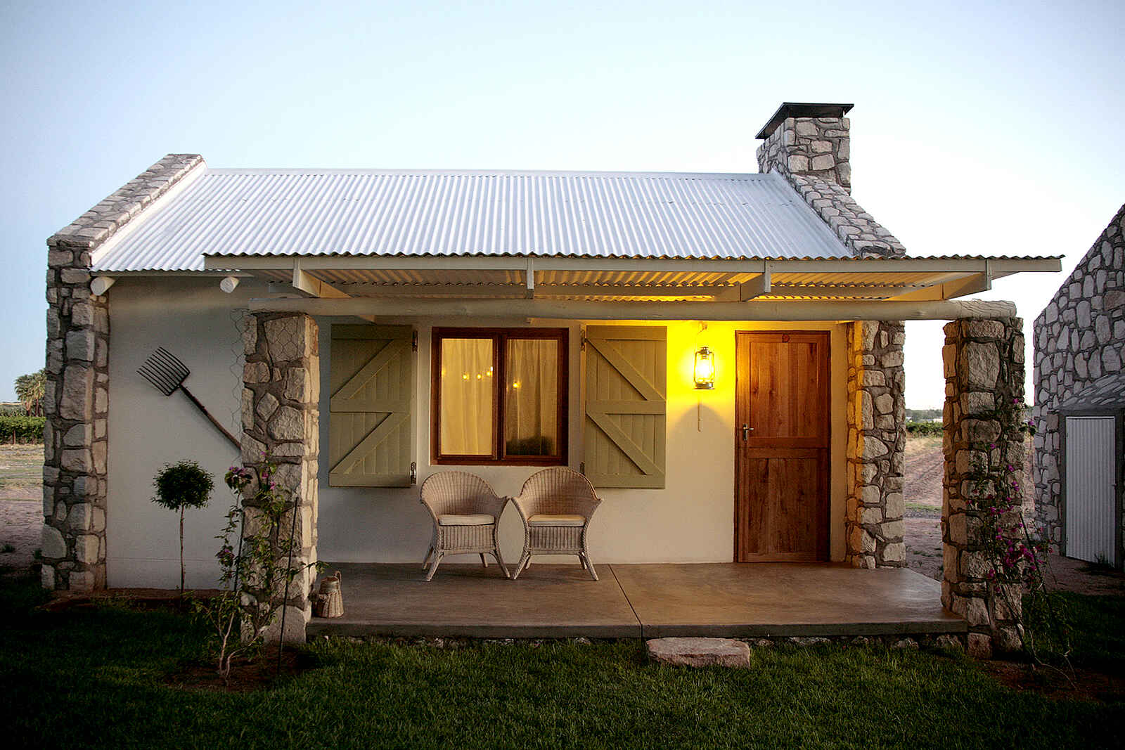 Kalahari Farmhouse: Eingang zu einem Gästechalet Kalahari Farmhouse: Eingang zu einem Gästechalet