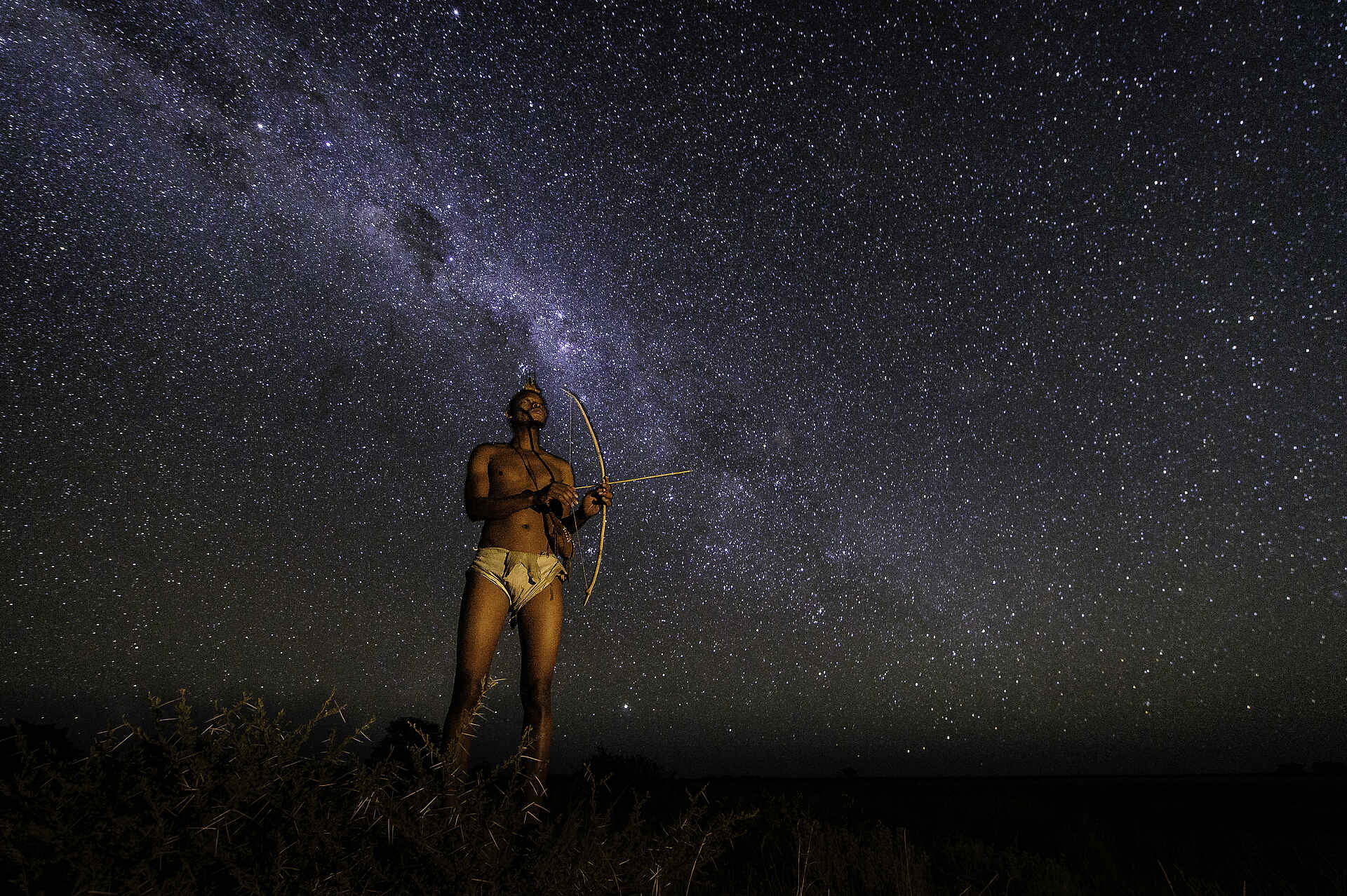 Kalahari Plains Camp: San vor dem Sternenhimmel