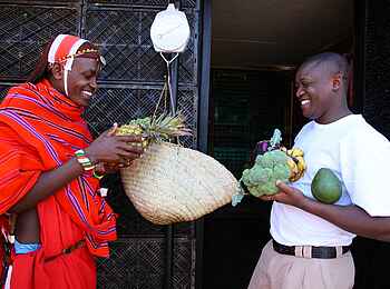 Lewa Safari Camp: Obst und Gemüse aus lokaler Produktion