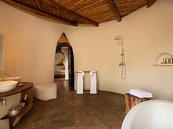 Ol Donyo Lodge: Im Badezimmer Ol Donyo Lodge: Im Badezimmer