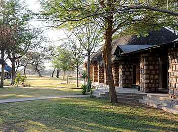 Onguma Bush Camp: Im Garten