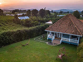 Five Volcanoes Boutique Hotel: Luftbild