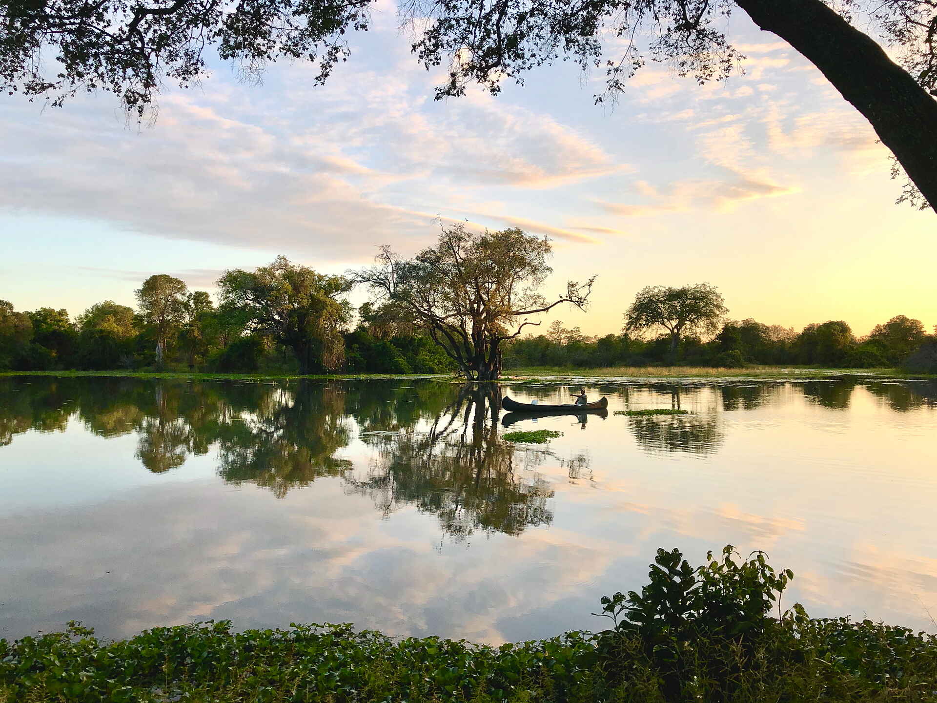 Ingwe Pan, Ingwe Pan Camp, Machaba Safaris, Mana Pools National Park, Aktivitäten, Game Drive, Kanu, Landschaft, Pfanne, Afrikarma, Afrikarma Safaris, Afrikarma Safaris - Wildnis. Hautnah., Afrikarma.de