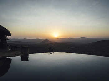Ol Malo: Infinity Pool