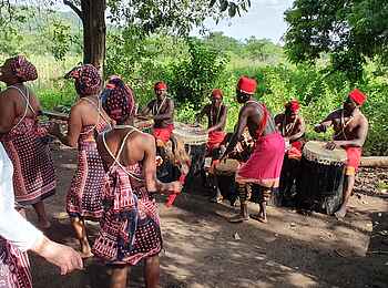 Soroi Cheetah Tented Camp: Besuch einer Taita Gemeinschaft