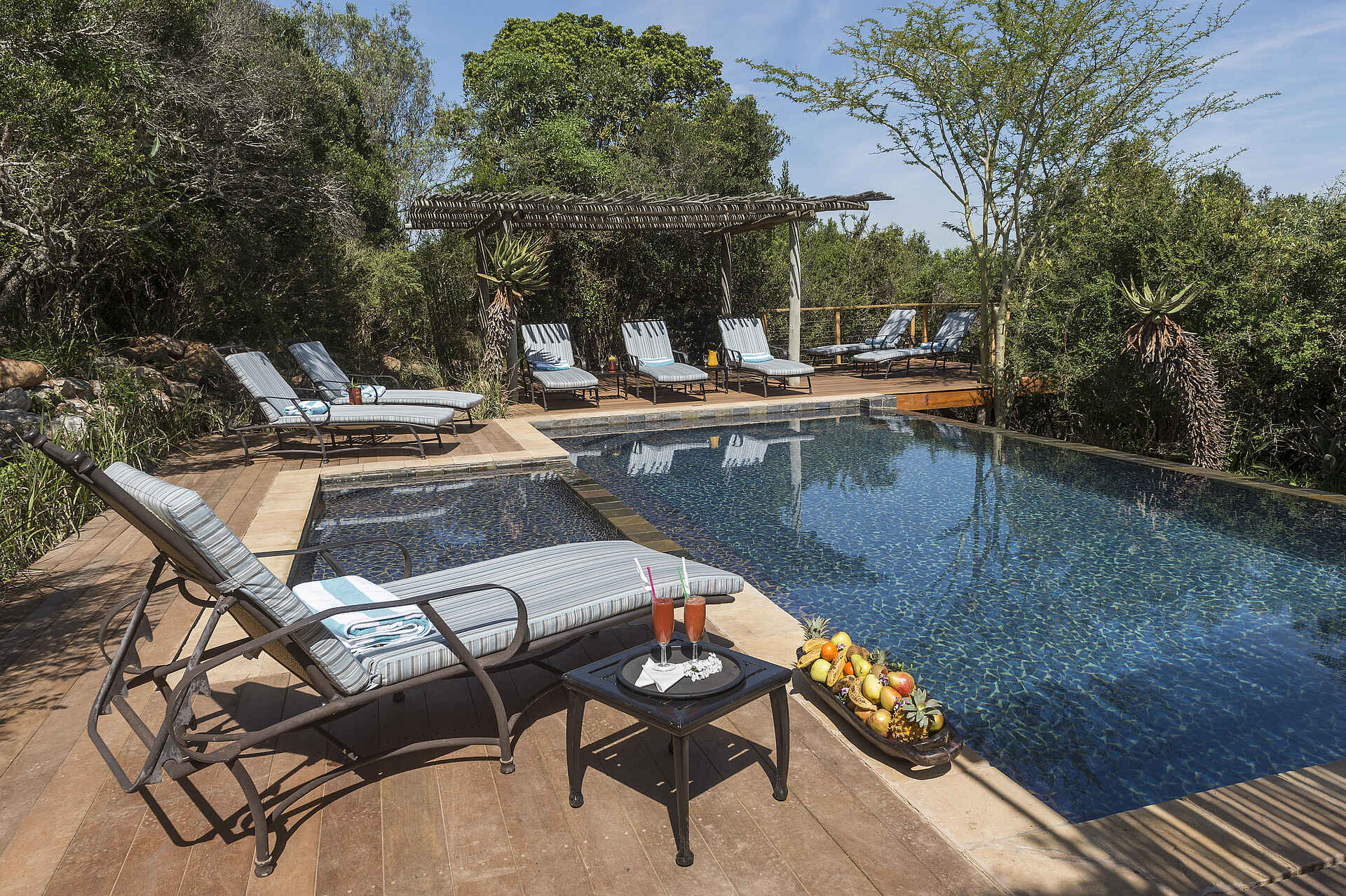 Kariega Main Lodge: Am Pool Kariega Main Lodge: Am Pool