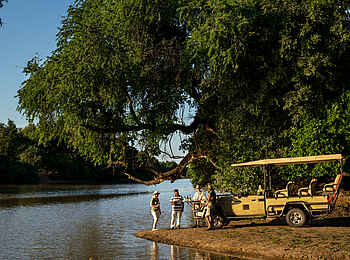Mara River Camp: Game Drive Mara River Camp: Game Drive