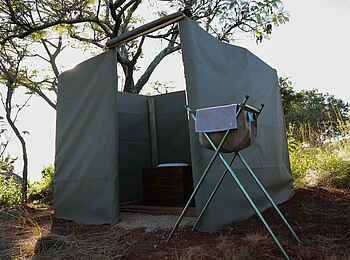 Mt Gorongosa Community Camp: Gemeinschaftsbad Mt Gorongosa Community Camp: Gemeinschaftsbad