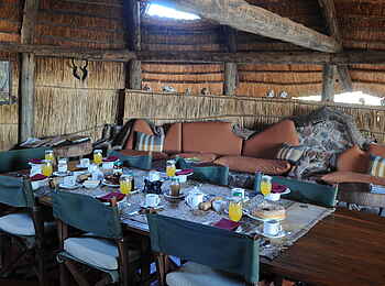 Mwagusi Safari Camp: Frühstückstisch