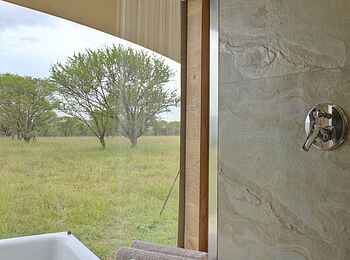 Roving Bushtops Camp: Dusche