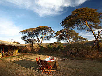 Saruni Wild: Frühstück im Freien Saruni Wild: Frühstück im Freien