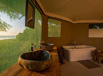 Kuthengo Camp: Gästebad Kuthengo Camp: Gästebad