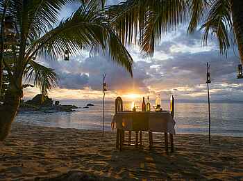 Masoala Forest Lodge: Dinner am Strand Masoala Forest Lodge: Dinner am Strand