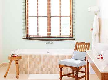 Kisiwa on the Beach: Badewanne