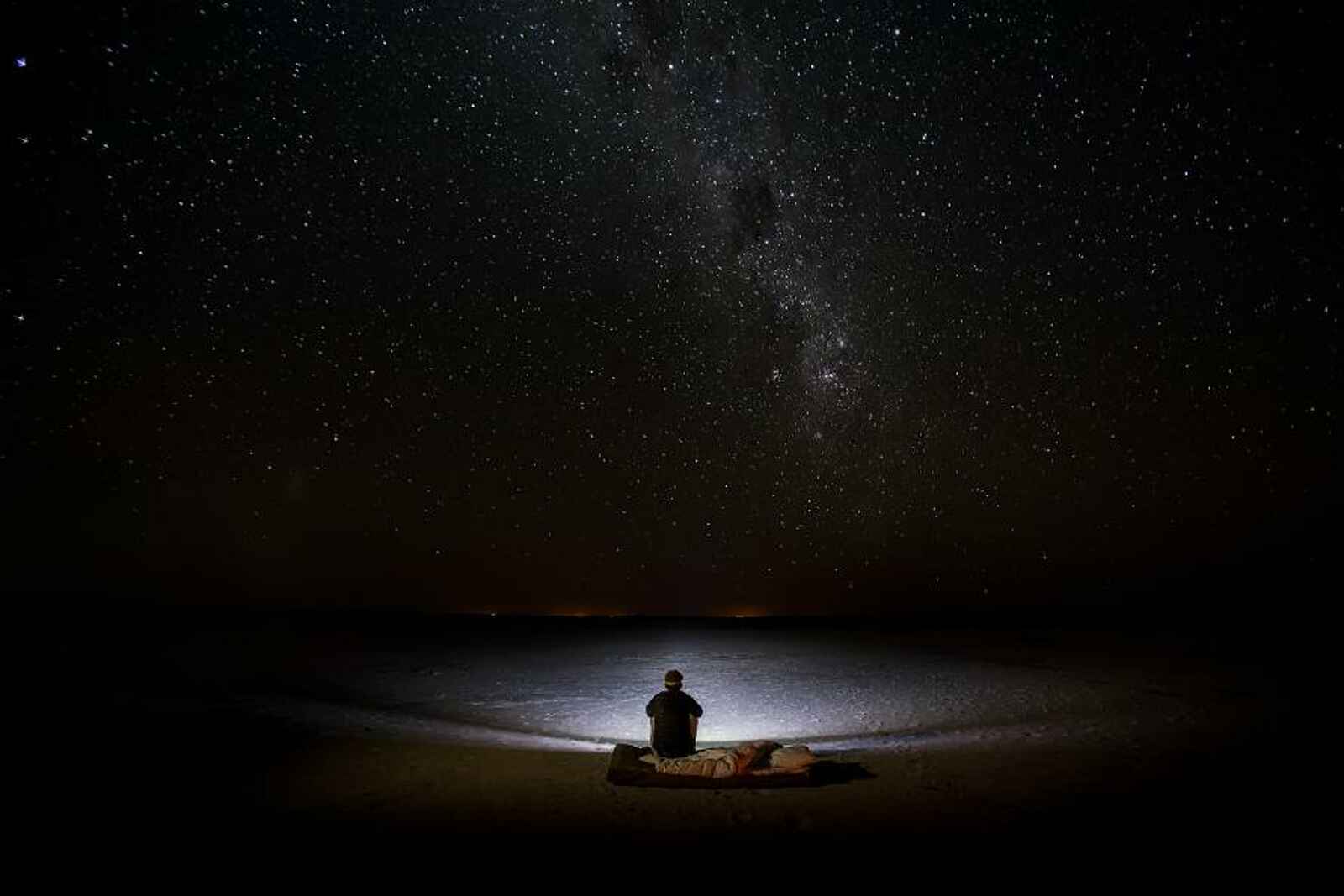 Kubu Island bei Nacht Kubu Island bei Nacht