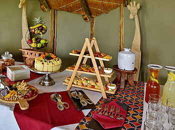 Ghoha Hills Savuti Lodge: Tea Time
