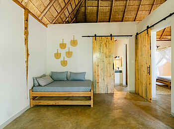 Sentema Farm Lodge: Blick in das Garten Cottage Sentema Farm Lodge: Blick in das Garten Cottage