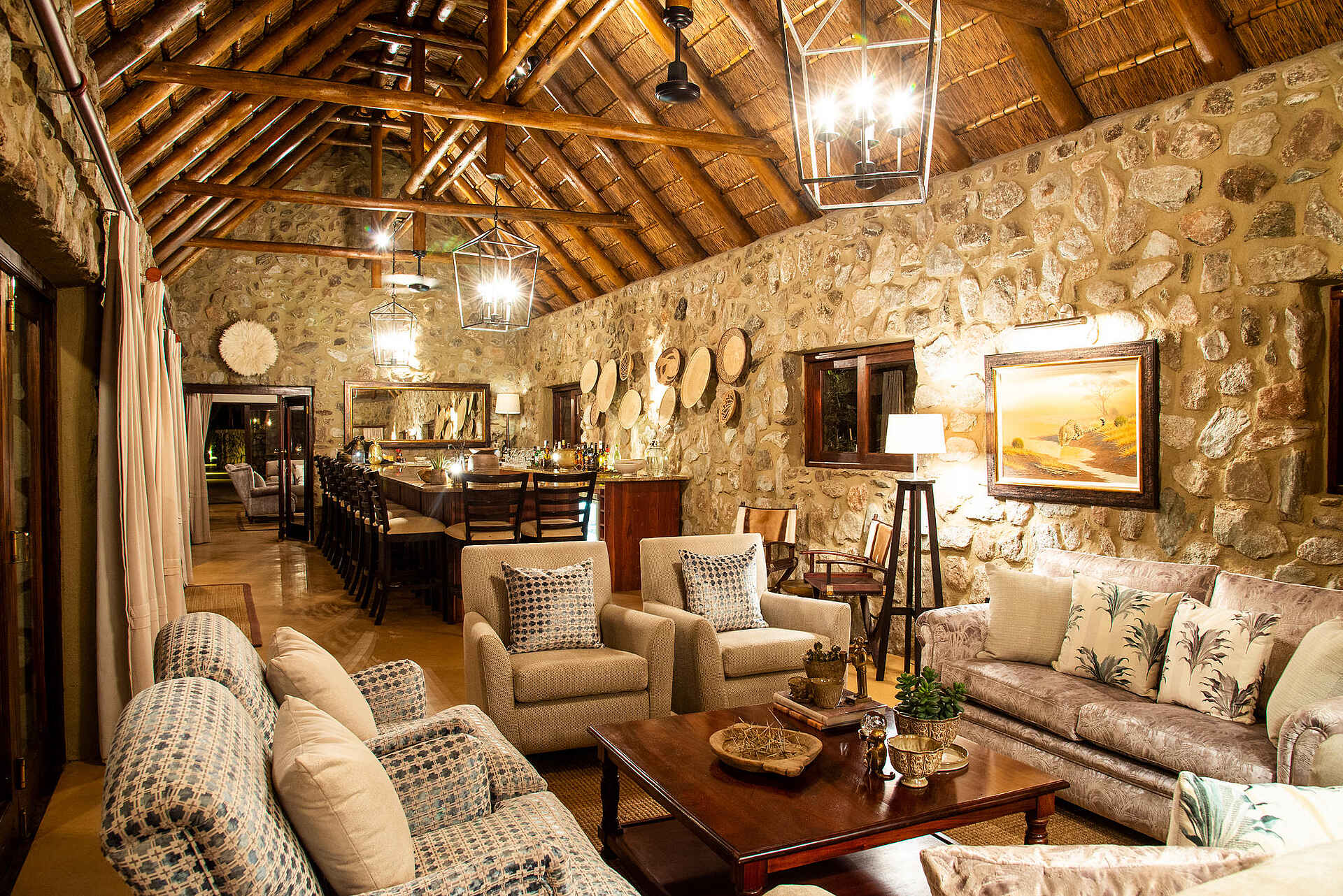 The Last Word Kitara Lodge: Die Lounge und Bar