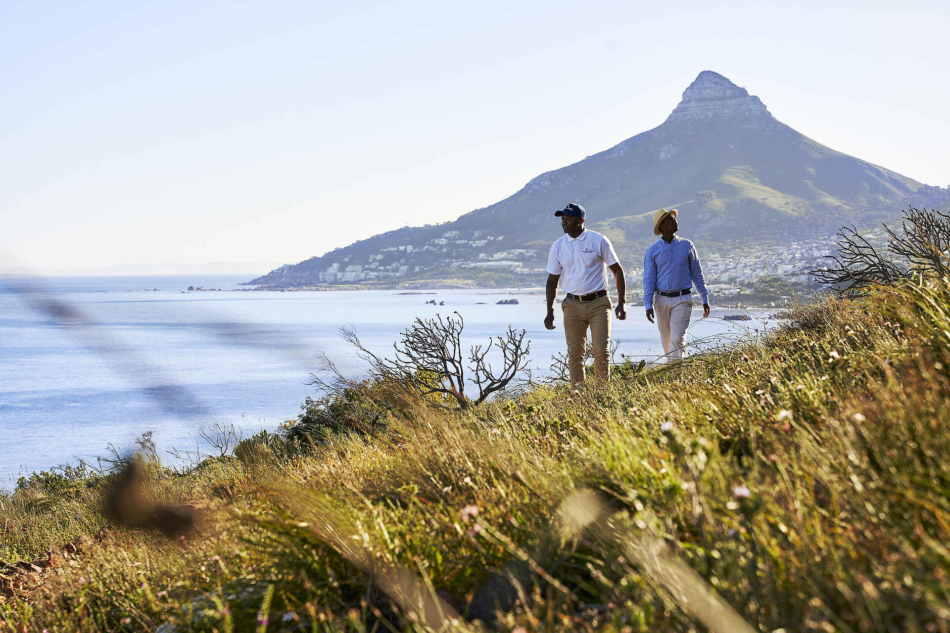 The Twelve Apostles Hotel: An der Küste