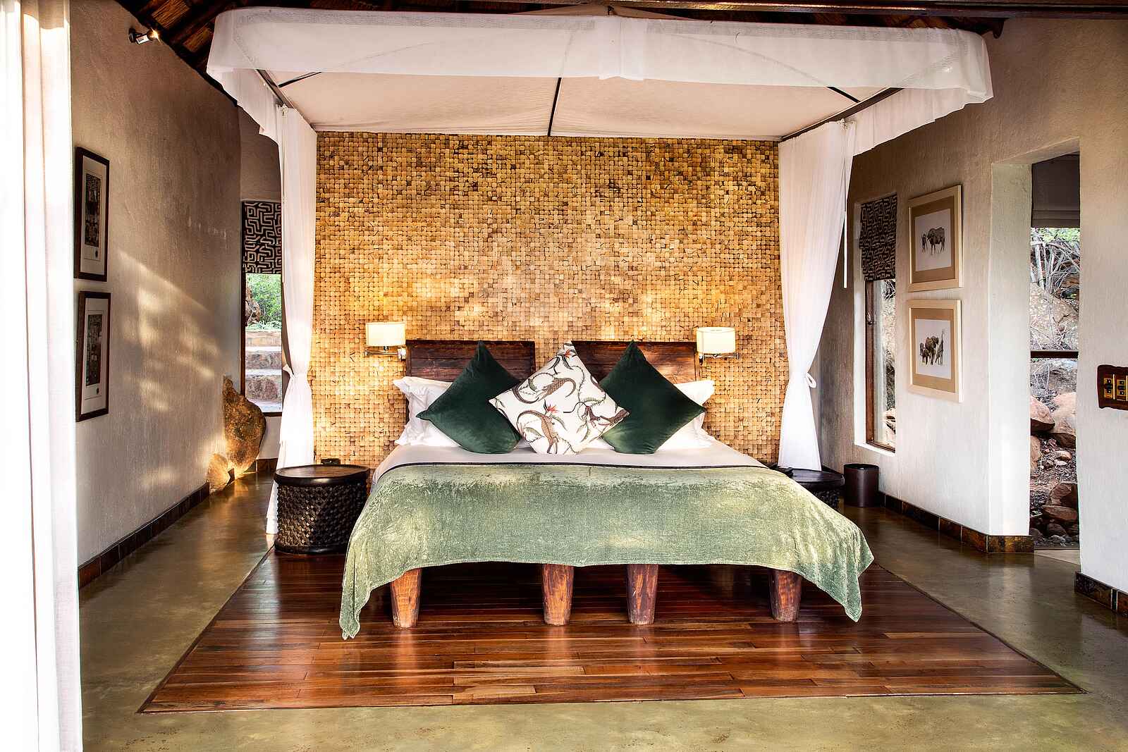 Madikwe Hills Private Game Lodge: Doppelbett einer Suite Madikwe Hills Private Game Lodge: Doppelbett einer Suite