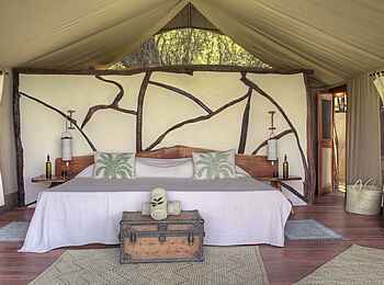 Sarara Tree: Doppelbett Sarara Tree: Doppelbett