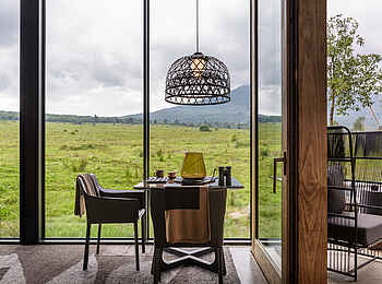 Singita Kwitonda Lodge: Lounge mit Blick Singita Kwitonda Lodge: Lounge mit Blick