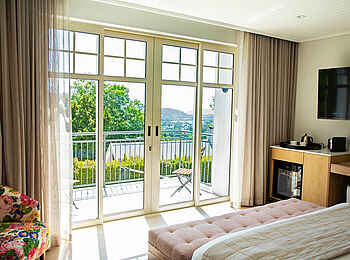 La Petite Ferme Boutique Hotel: Winery Suite Schlafbereich