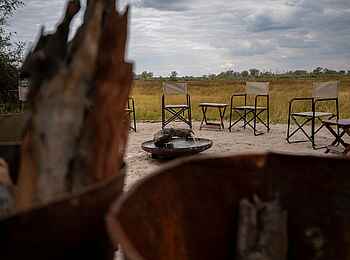 Little Sable Camp: Die Feuerstelle Little Sable Camp: Die Feuerstelle