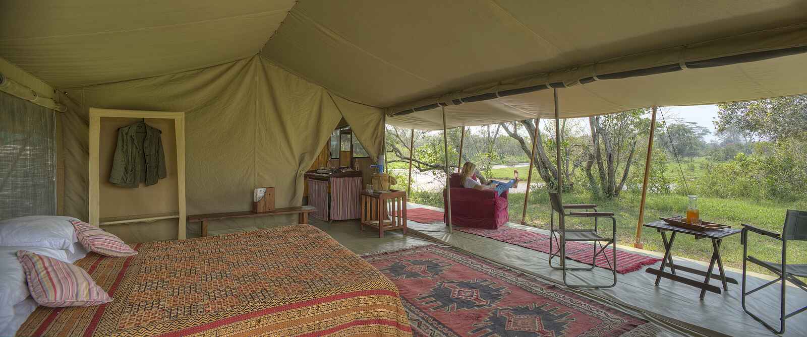 Ol Pejeta Bush Camp: Gästezelt mit Badezimmer und Terrasse Ol Pejeta Bush Camp: Gästezelt mit Badezimmer und Terrasse