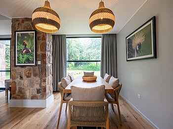 Salt of Akagera Lodge: Familienvilla Speisebereich