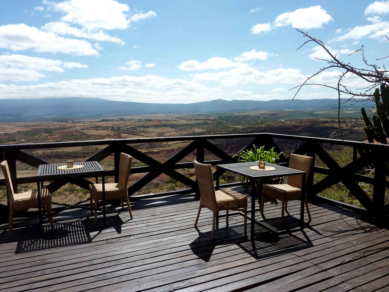 Bashay Rift Lodge: Terrasse mit weitem Blick Bashay Rift Lodge: Terrasse mit weitem Blick