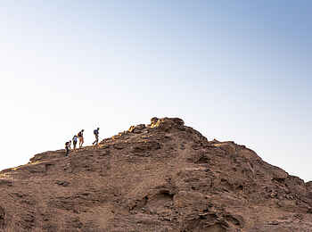 Hoanib Skeleton Coast Camp: Walking Safari