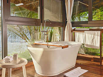 Melia Zanzibar: Badewanne des Romance Pavillion Melia Zanzibar: Badewanne des Romance Pavillion