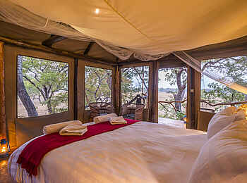 Mukambi Fig Tree Bush Camp: Der Blick vom Doppelbett