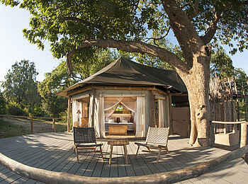 Three Rivers Camp: Private Terrasse