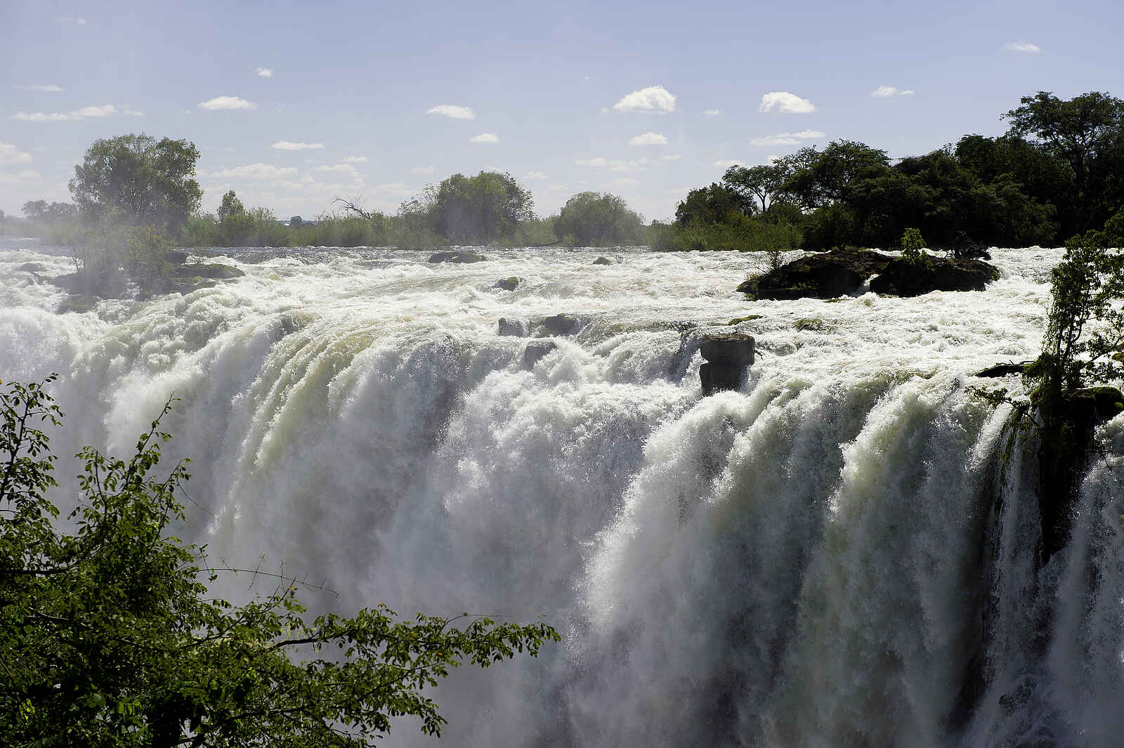 Toka Leya Camp: Blick auf die Victoria Falls Toka Leya Camp: Blick auf die Victoria Falls