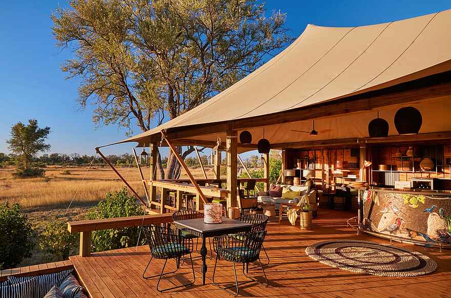 Tuludi Camp: Hauptdeck Tuludi Camp: Hauptdeck