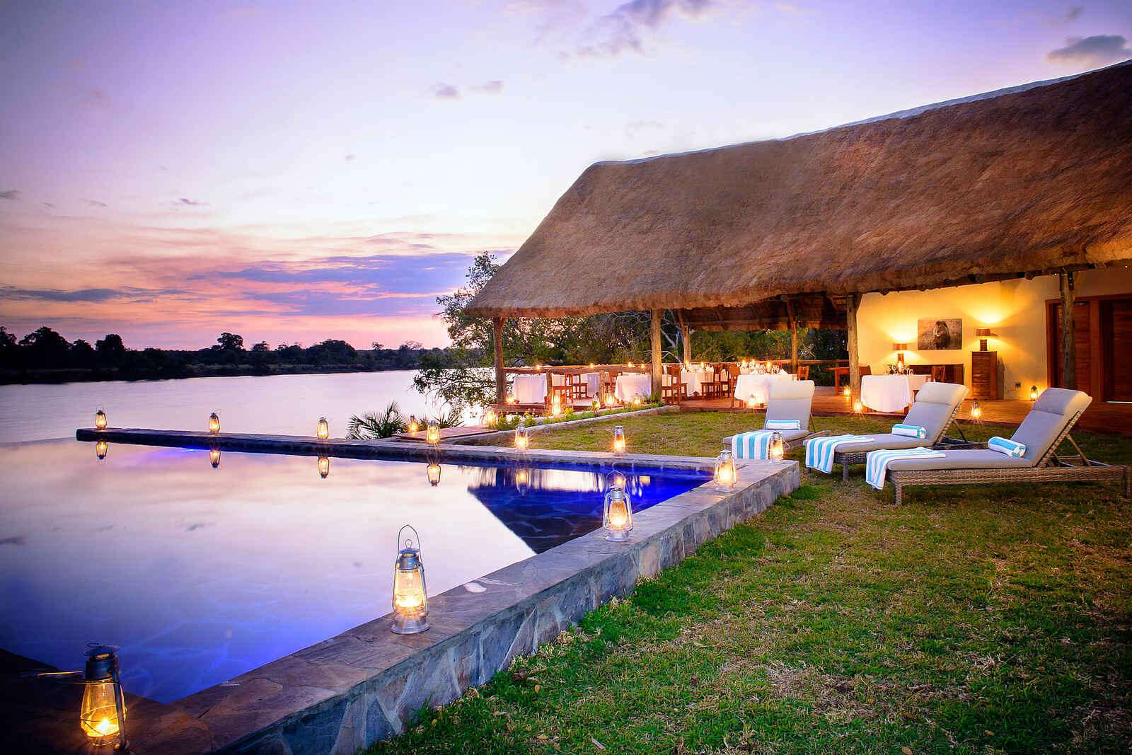 Ila Safari Lodge: Lodge und Pool Ila Safari Lodge: Lodge und Pool