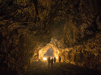 Campi ya Kanzi Lodge: Dinner in der Höhle Campi ya Kanzi Lodge: Dinner in der Höhle
