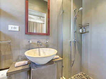 De Tafelberg Guesthouse: Das Bad im Comfort Patio Zimmer