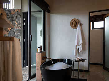 Mashatu Euphorbia Villas: Private Villa Bad