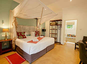 PheZulu Guest Lodge: Double Deluxe Room Bett