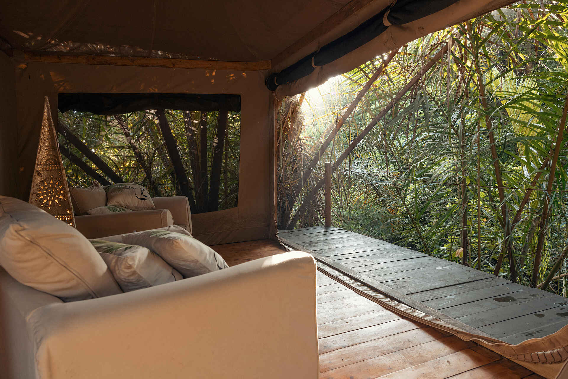 Rhino River Camp: Blick nach draußen