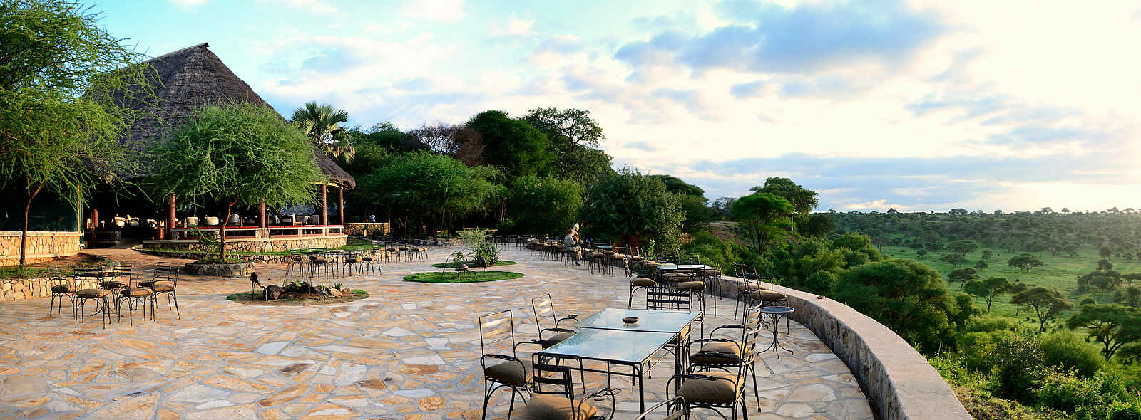 Tarangire Safari Lodge: Terrasse mit Ausblick Tarangire Safari Lodge: Terrasse mit Ausblick