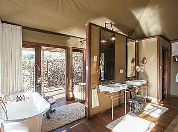 Legendary Mwiba Lodge: Gästebad Legendary Mwiba Lodge: Gästebad