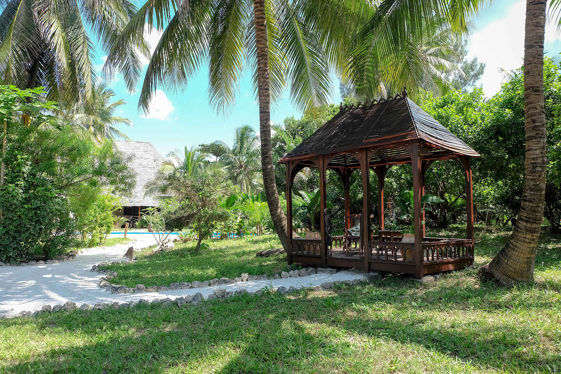 Anna of Zanzibar, Michael Winter, Sansibar, Garten, Park, Pavillon, Wege, Afrikarma, Afrikarma Safaris, Afrikarma Safaris - Wildnis. Hautnah., Afrikarma.de