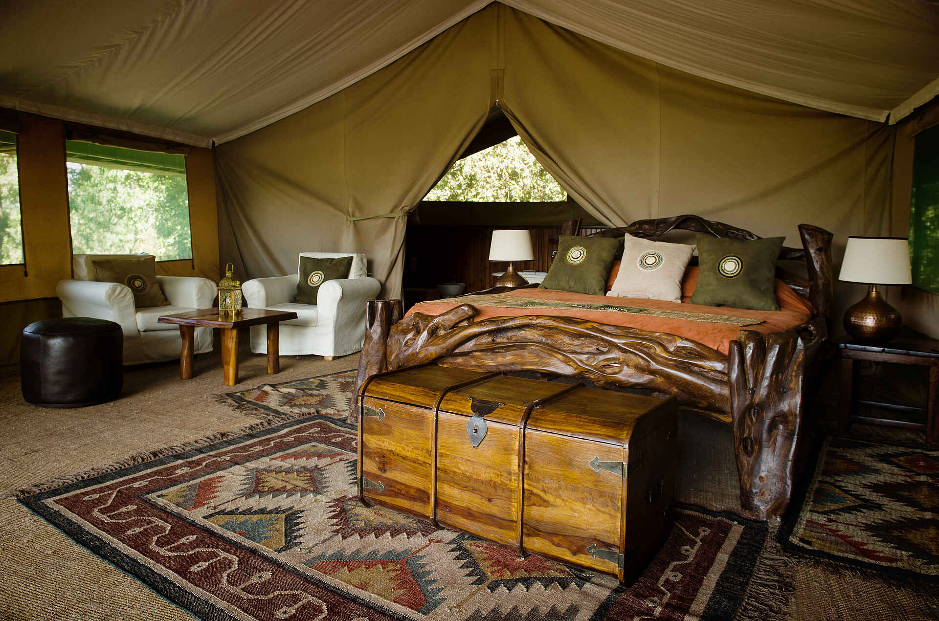 Governors' Camp Collection, Governors' Il Moran Camp, Kenia, Luxus, Masai Mara, Gästeunterkünfte, Zelt, Afrikarma, Afrikarma Safaris, Afrikarma Safaris - Wildnis. Hautnah., afrikarma.de