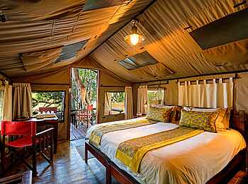 Ichingo Chobe River Lodge: Ein Gästezelt Ichingo Chobe River Lodge: Ein Gästezelt