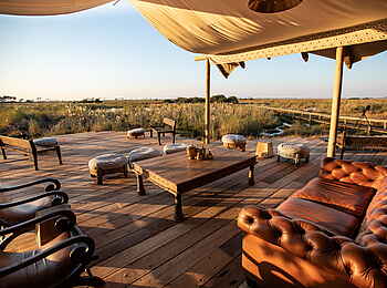 Selinda Camp: Terrasse
